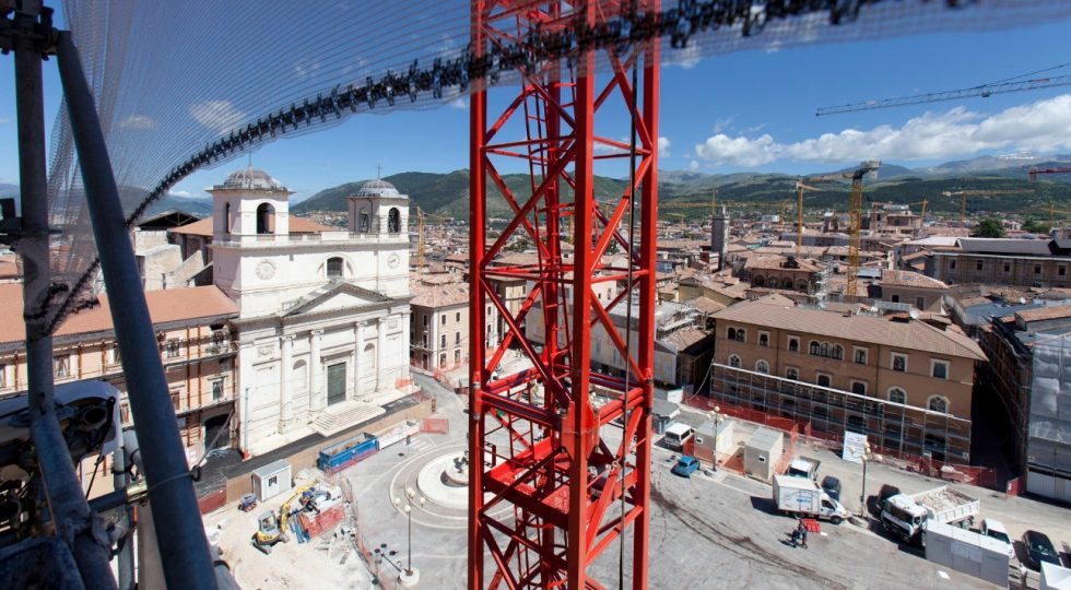 ITALIA DEL DOPO TERREMOTO: ALL’AQUILA NASCE OSSERVATORIO FOTOGRAFICO ONLINE