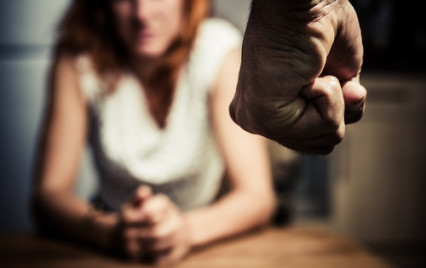 VIOLENZA DI GENERE: INCONTRO FORMAZIONE PER GENITORI AL “DA VINCI-COLECCHI” DELL’AQUILA