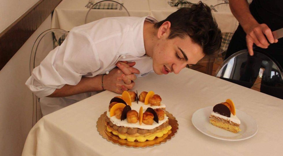 FEDERICO MARRONE PORTA A ISCHIA IL PARROZZO CON LO YOGURT DEL GRAN SASSO