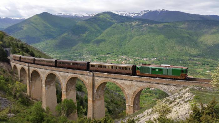UN’ESTATE SUI TRENI DELLA TRANSIBERIANA D’ITALIA TRA ABRUZZO E MOLISE