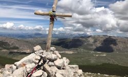 MONTE PUZZILLO, LA VETTA OLTRE LE CRESTE