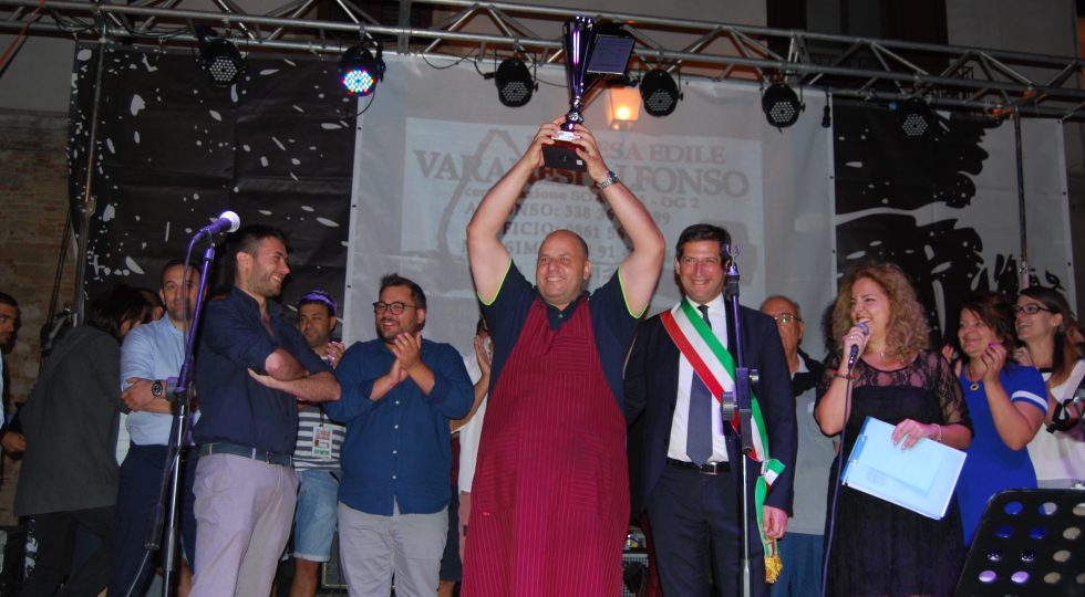 CAMPLI, NICOLINO MERCURII È IL MAESTRO PORCHETTAIO 2017