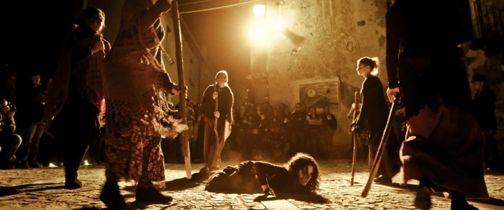 CASTEL DEL MONTE TORNA A VESTIRSI DI MAGIA CON LA NOTTE DELLE STREGHE