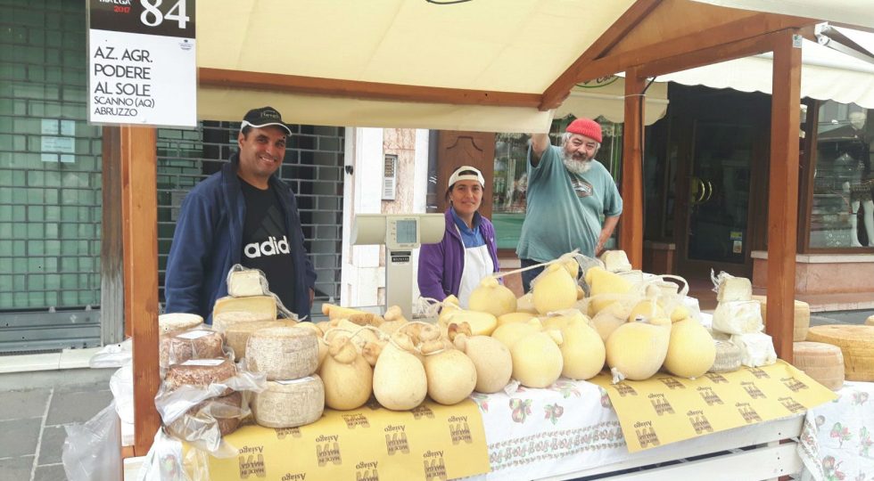FORMAGGI, IL “LEGGENDARIO” GREGORIANO FA DA PADRONE AL MADE IN MALGA DI ASIAGO