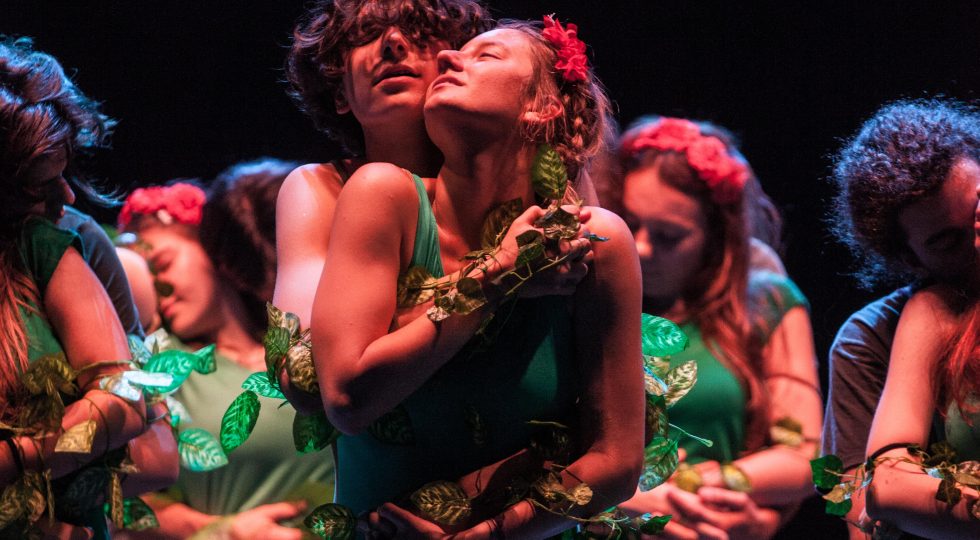 TEATRO: AL MARRUCINO “SOGNO DI UNA NOTTE DI MEZZA ESTATE” CON STUDENTI-ATTORI