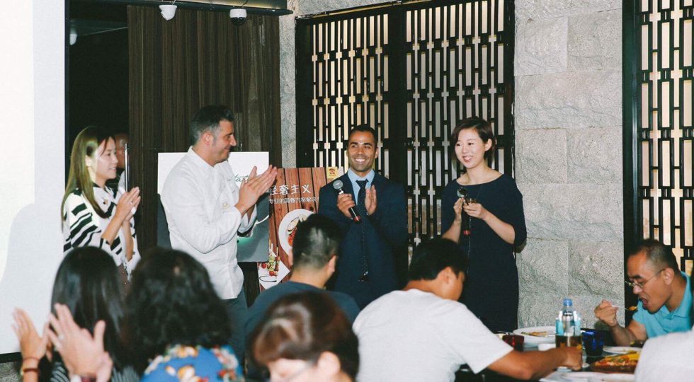 CON STUZZICARELLI E FREGOLA ZONFA DELIZIA I PALATI CINESI A SHANGHAI