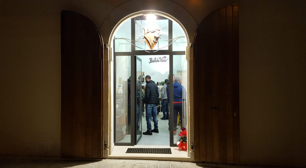 L’AQUILA: HA APERTO “BALDOVINO”, NEGOZIO DI BEVANDE IN PIAZZA FONTESECCO