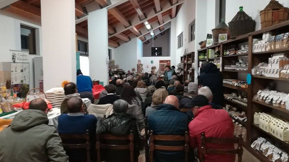 SLOW FOOD DAY, AL MERCATO CONTADINO DELL’AQUILA I PRODUTTORI DELLE COLLINE TERAMANE