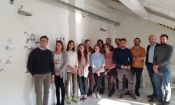 REWINED, ALLIEVI DELLO IED CREANO OGGETTI DI DESIGN CON SCARTI DI CANTINA