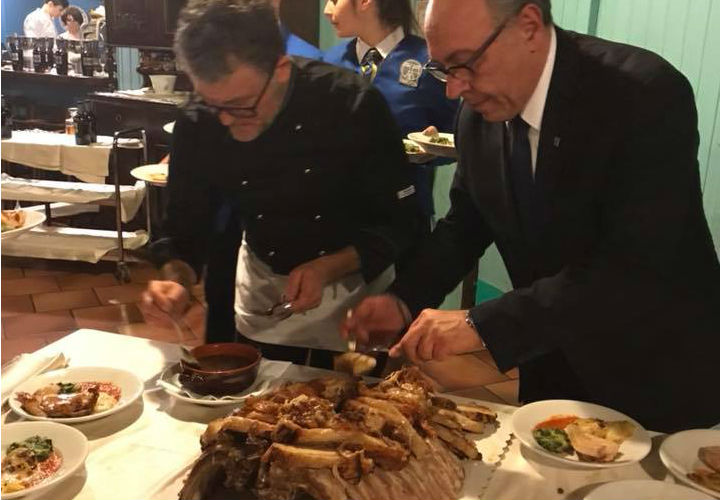SANT’AGNESE, ALLIEVI DELL’ALBERGHIERO CUCINANO PER I DEVOTI