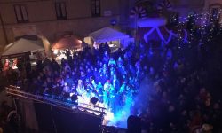 PIENONE AL VILLAGGIO DI BABBO NATALE A CASTEL FRENTANO