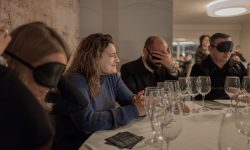 APERITIVO AL BUIO, LE DONNE DEL VINO ABRUZZO FESTEGGIANO LE EMOZIONI