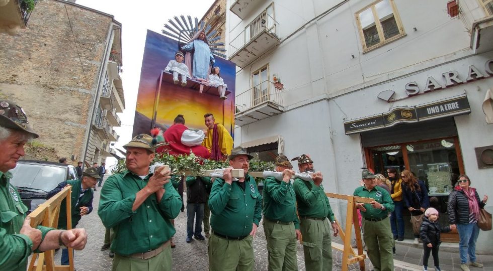 ORSOGNA, SUI TALAMI OPERE GRANDI PITTORI ITALIANI E IN PIAZZA “LI GNUCCUNE ARISTUFITE”