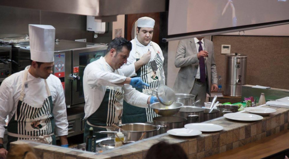 ZONFA STUPISCE GLI STUDENTI CIPRIOTI CON MASTERCLASS SULLA PASTA