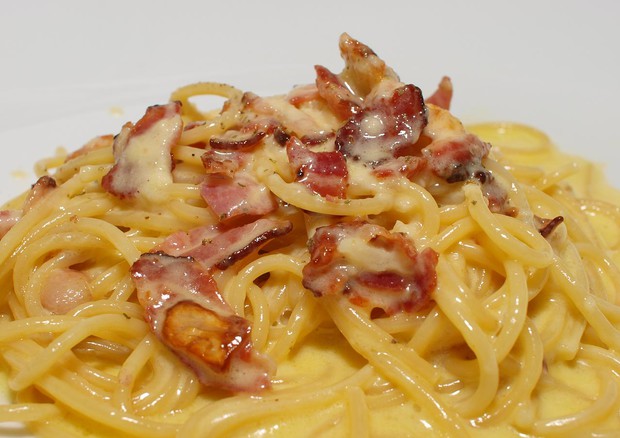 “CARBONARA PARTY” DEDICATA A CORRIDORE, CHEF LOCALI SI CIMENTANO AI FORNELLI DEL “FRATELLI-IL BACARO” DELL’AQUILA