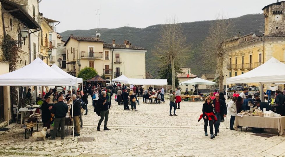 A FONTECCHIO TRA PRODOTTI TIPICI, ARTE, STORIA E GUSTO: BUONA LA PRIMA