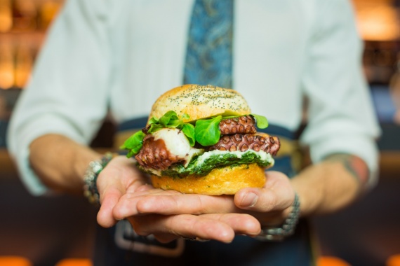 AL QUARTIERE PRATI ARRIVA BANCHINA 63, FISHBAR ALL’ITALIANA