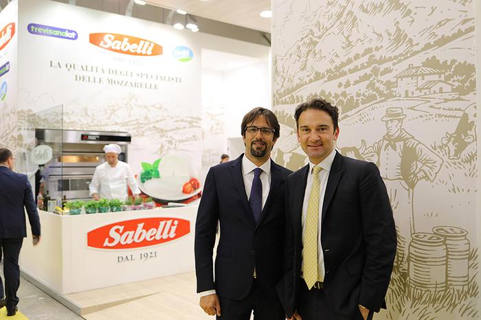 SABELLI ACQUISISCE CASEIFICIO VAL D’AVETO, LEADER MOZZARELLA IN MONDO YOGURT