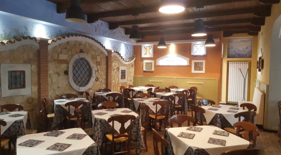 CAPODANNO ALL’AQUILA, DA “NONNA CRISTINA” CENONE CON MUSICA DAL VIVO E BALLI DI GRUPPO