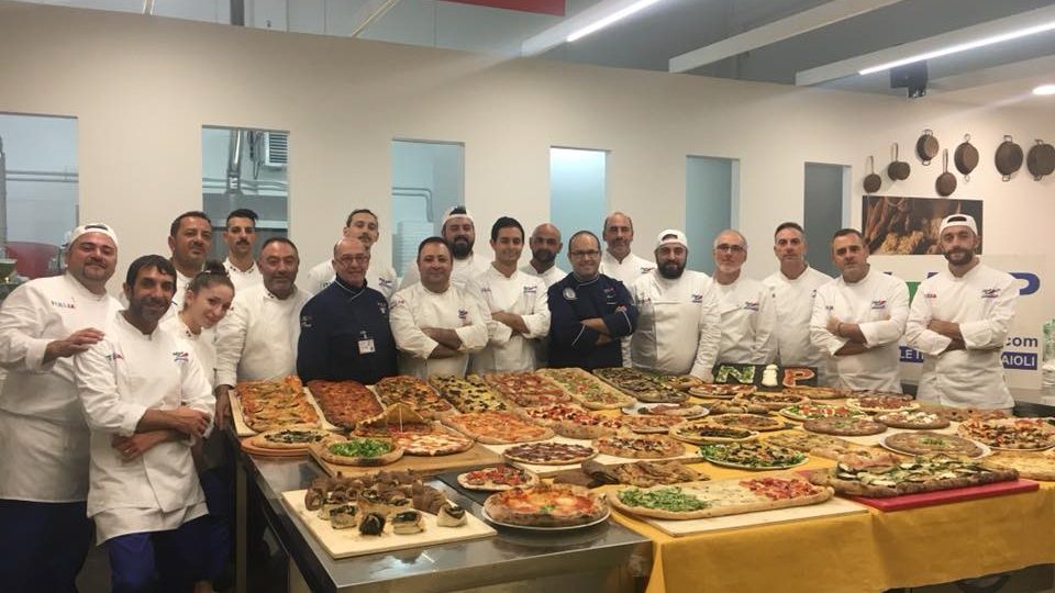 NAZIONALE ITALIANA PIZZAIOLI, ALL’AQUILA CORSO DA PROFESSIONISTA