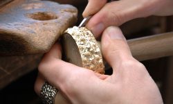 TRA FATTO A MANO E NUOVE TECNOLOGIE TORNA LA FIERA DELL’ARTIGIANATO ARTISTICO ABRUZZESE DI GUARDIAGRELE