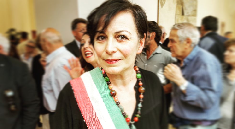 LA FASCIA TRICOLORE DEL SINDACO DI FONTECCHIO TESSUTA A MANO CUSTODE DI SAPERI E TRADIZIONI IN ESTINZIONE