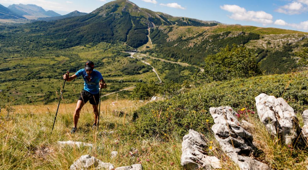 ECOTRAIL DELL’ALTOPIANO DELLE ROCCHE, UNA GIORNATA NELLA NATURA INCONTAMINATA D’ABRUZZO
