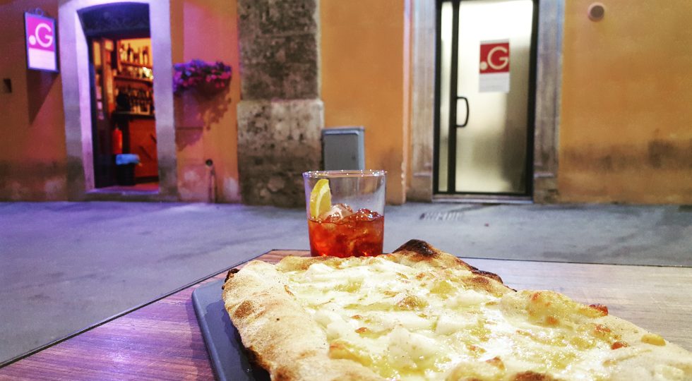 PINSA ROMANA CON FARINE SEMI INTEGRALI, RISTORANTE PUNTO G DELL’AQUILA AMPLIA OFFERTA
