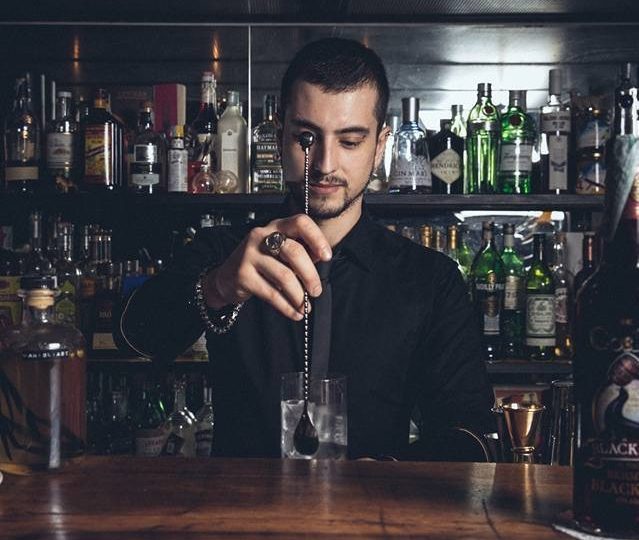 COCKTAIL DEDICATI AI FILM, L’AQUILANO LUCA MORONI VINCE CONTEST