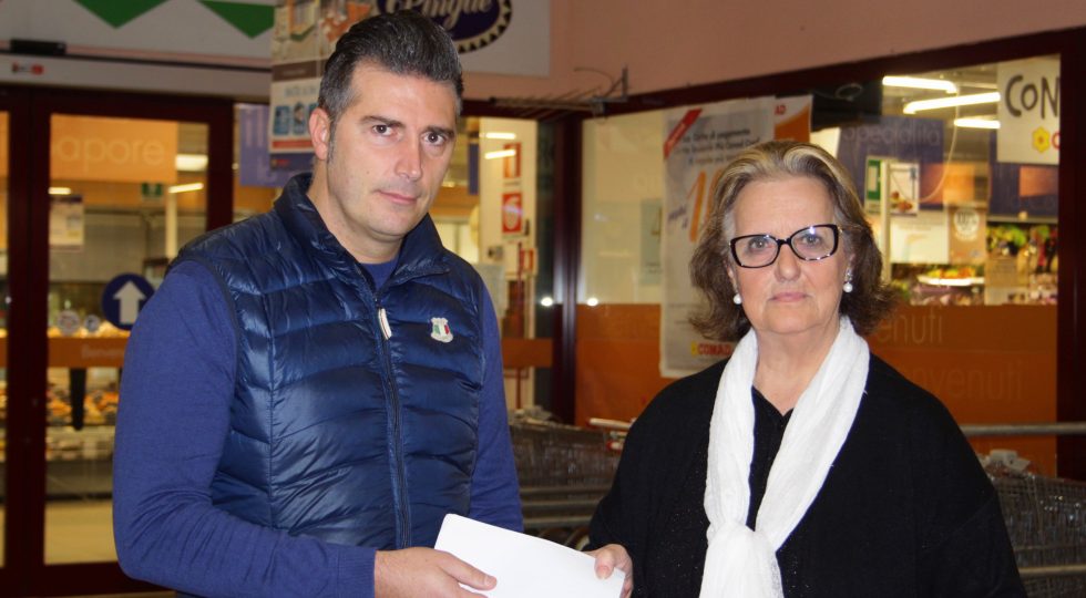 BUONI SPESA PER I BISOGNOSI CON PROVENTI CENA STELLATA DI BENEFICENZA ALL’EMICICLO