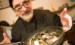 ANDY LUOTTO SUPERSTAR A “RACCOGLI, CONOSCI E DEGUSTA” PER CELEBRARE LO ZAFFERANO