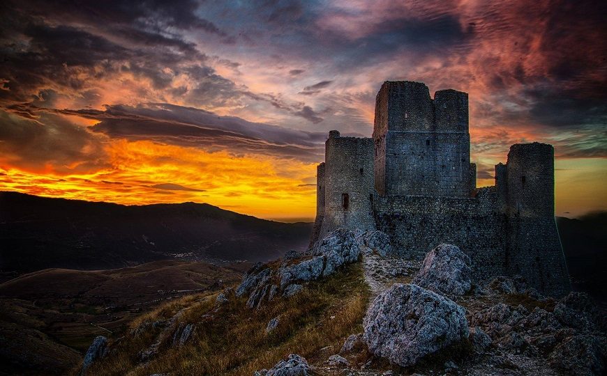 “ALTIMETRI DI MUSICA”, XI STAGIONE DEI CONCERTI A ROCCA CALASCIO AL VIA CON “MUSICA E ACQUA”