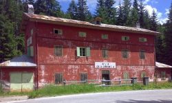 LUOGHI DI TURISMO IN CINQUE VECCHIE CASE CANTONIERE DELLA PROVINCIA DELL’AQUILA