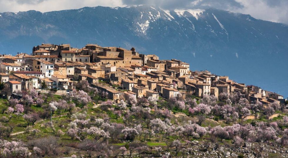 PANIERE E CAMMINO DELLA BARONIA, DA CASTELVECCHIO CALVISIO IL RISCATTO DEI BORGHI AUTENTICI D’ABRUZZO