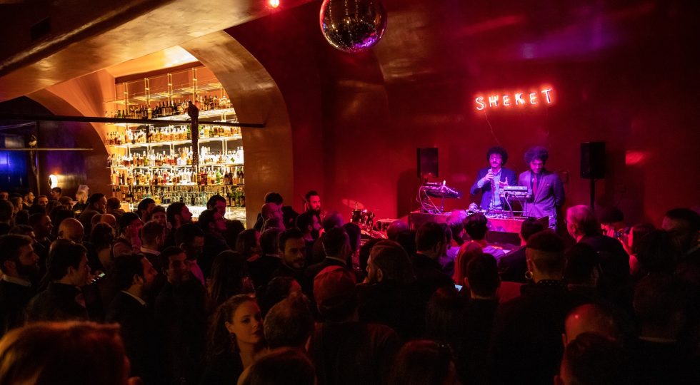 BLUEBLAZER PRESENTA GUIDA AI MIGLIORI COCKTAIL BAR 2019, C’È ANCHE APP
