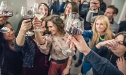 FESTA DELLA DONNA, ALLO SWITCH OFF DEGUSTAZIONE CON MENÙ A BUFFET