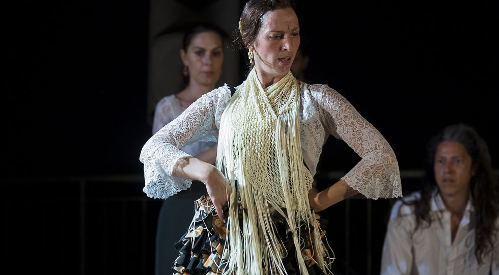 FLAMENCO, ALL’AQUILA LEZIONI APERTE CON RAFFAELLA MARTELLA AL TEATRO DEI 99