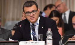CRISI DI GOVERNO MA MINISTRO CENTINAIO NOMINA NUOVO DIRETTORE AGEA