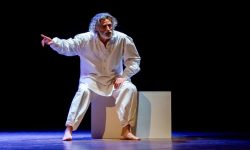 TEATRO, AD ATRI ENRICO LO VERSO CON “UNO, NESSUNO, CENTOMILA”