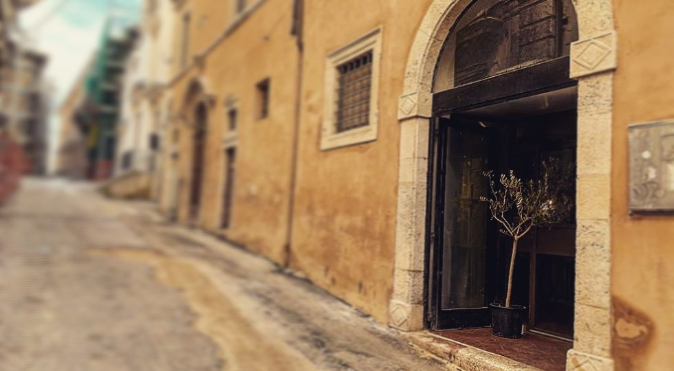“LA MALANDRINA” CECILIA TORELLI APRE A L’AQUILA RISTORANTE-PIZZERIA IN VIA SASSA