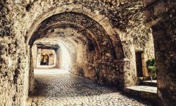 “AD INTRECCIAR MAZZOCCHE CON IL SIGNOR CARMELINO”, A SANTO STEFANO DI SESSANIO RIPARTE L’ESTATE DEI “VIAGGIATORI NEL PARCO”