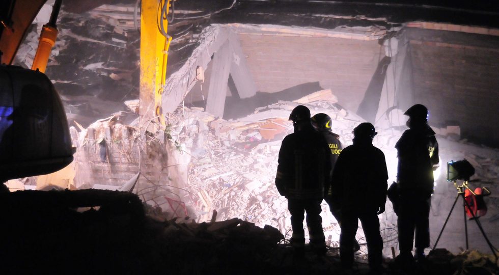 FOTOCLUB99, MOSTRA SU L’AQUILA DEDICATA AL COMPIANTO LUCIO AGNIFILI