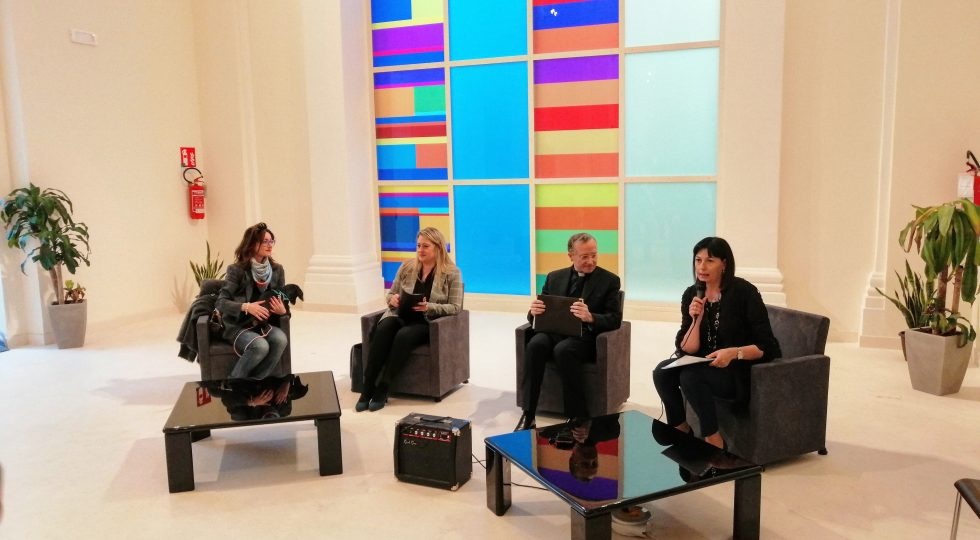 L’ARTE COME ANCORA DI SALVEZZA DALLA MALATTIA, INCONTRO ALL’EMICICLO TRA LE OPERE DI CICCOZZI