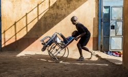 CORTOMETRAGGIO DI LUPINETTI PROMUOVE GEMELLAGGIO TRA SCUOLE TERAMANE E DEL KENYA