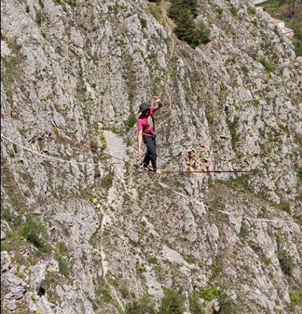 FUNAMBOLI AL CASTELLO DI OCRE, ADRENALINA SUL MONTE CIRCOLO