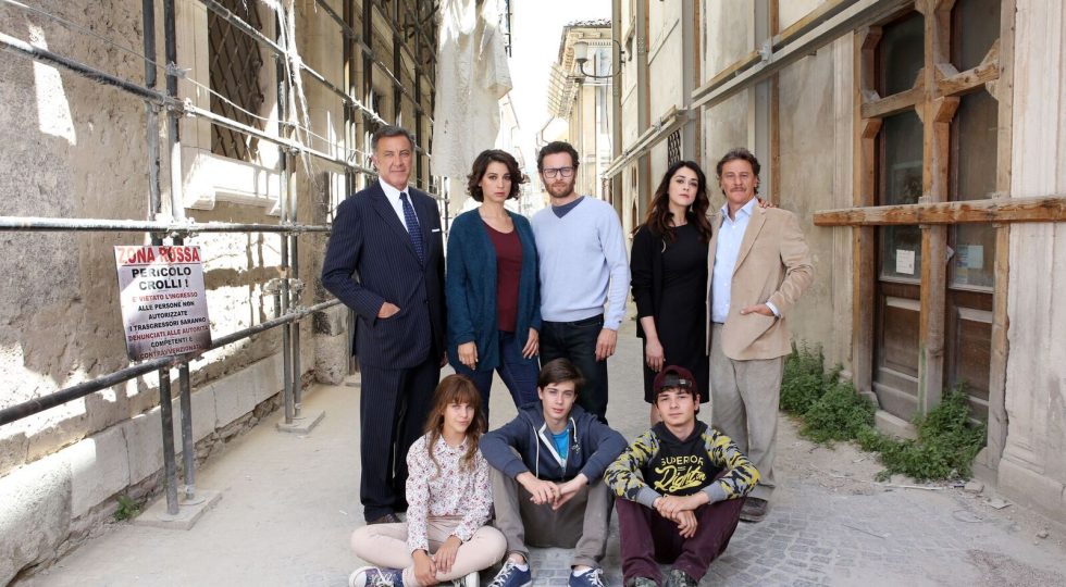 DELUSIONE DA “L’AQUILA, GRANDI SPERANZE”? IL CINEMA GUARDA AL RACCONTO, NON ALLA REALTÀ