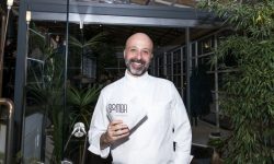 LA “BOMBA SALATA” DI NIKO ROMITO A ROMA DA “PANE E CAFFÈ”