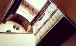 ALLA SCOPERTA DEGLI ACCORGIMENTI ANTISISMICI NELL’EDILIZIA STORICA AQUILANA