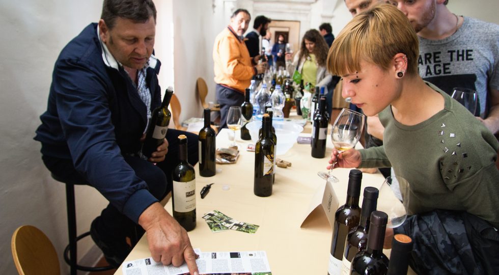 A CAPESTRANO TORNA “NATURALE”, SALONE DEL VINO ARTIGIANALE