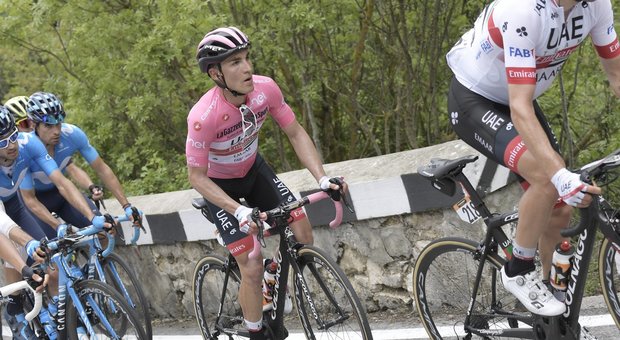 IL GIRO D’ITALIA RIPARTE DA TORTORETO E LASCIA L’ABRUZZO PER LE MARCHE
